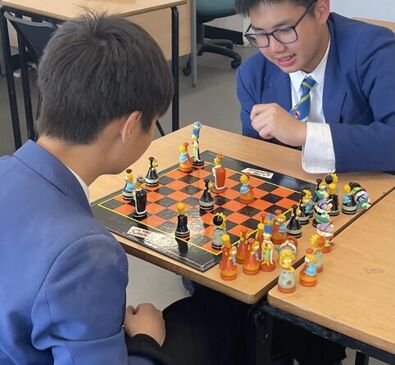 Students make all the right moves in House Chess T...